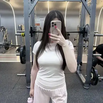 潘悦语